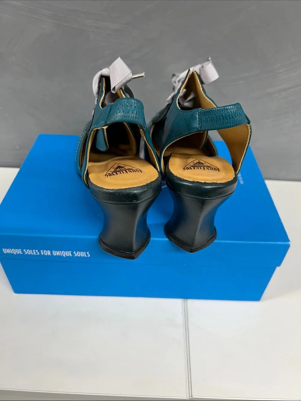 John Fluevog Teal and Black Slingback Heels with Ribbon Tie - Picture 5 of 8